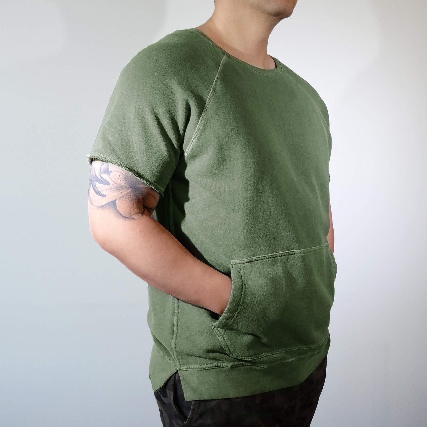 100% organic cotton revival sweatshirt tee military- model